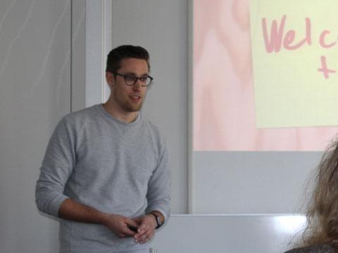 Mobilität neu definieren - moovel-Vortrag an der ISM Stuttgart Mobilität neu definieren - moovel-Vortrag an der ISM Stuttgart