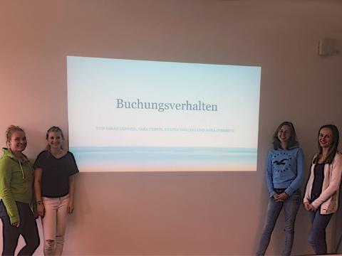 Studierende realisieren eigene Marktforschungsprojekte Studierende realisieren eigene Marktforschungsprojekte
