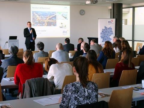 Karl-Uwe Bütof erklärte, welche Rolle die Politik bei der Logistik in NRW spielt. Karl-Uwe Bütof erklärte, welche Rolle die Politik bei der Logistik in NRW spielt.