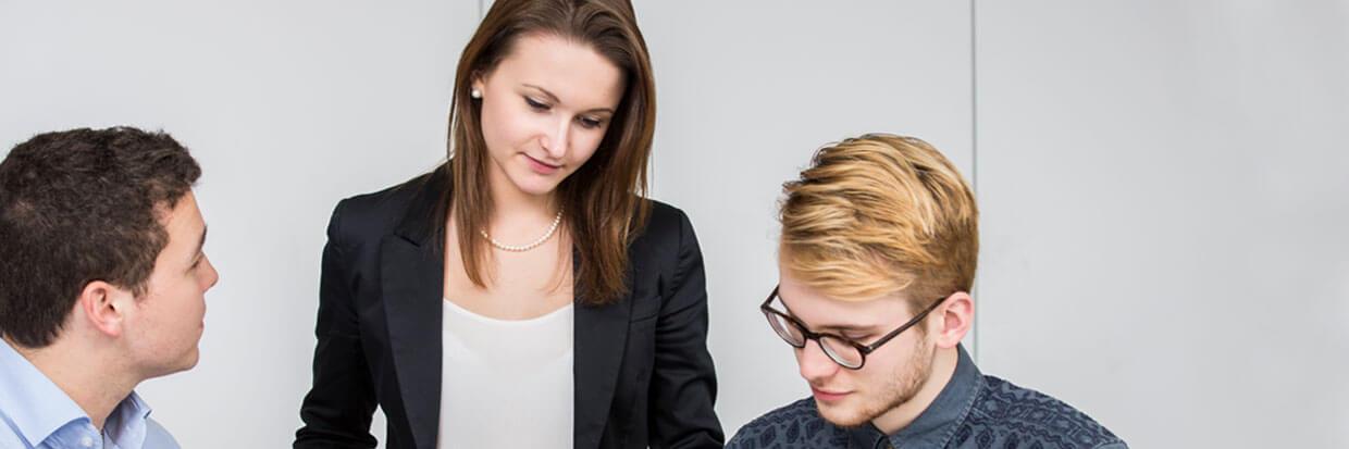 berufsbegleitende Master Studierende